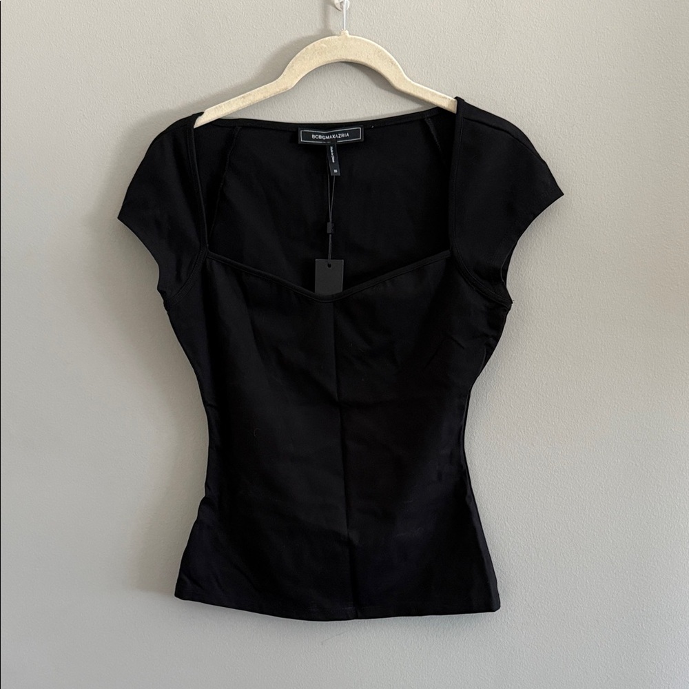 BCBGMaxAzria Elegant Black Fitted Cap Sleeve Top